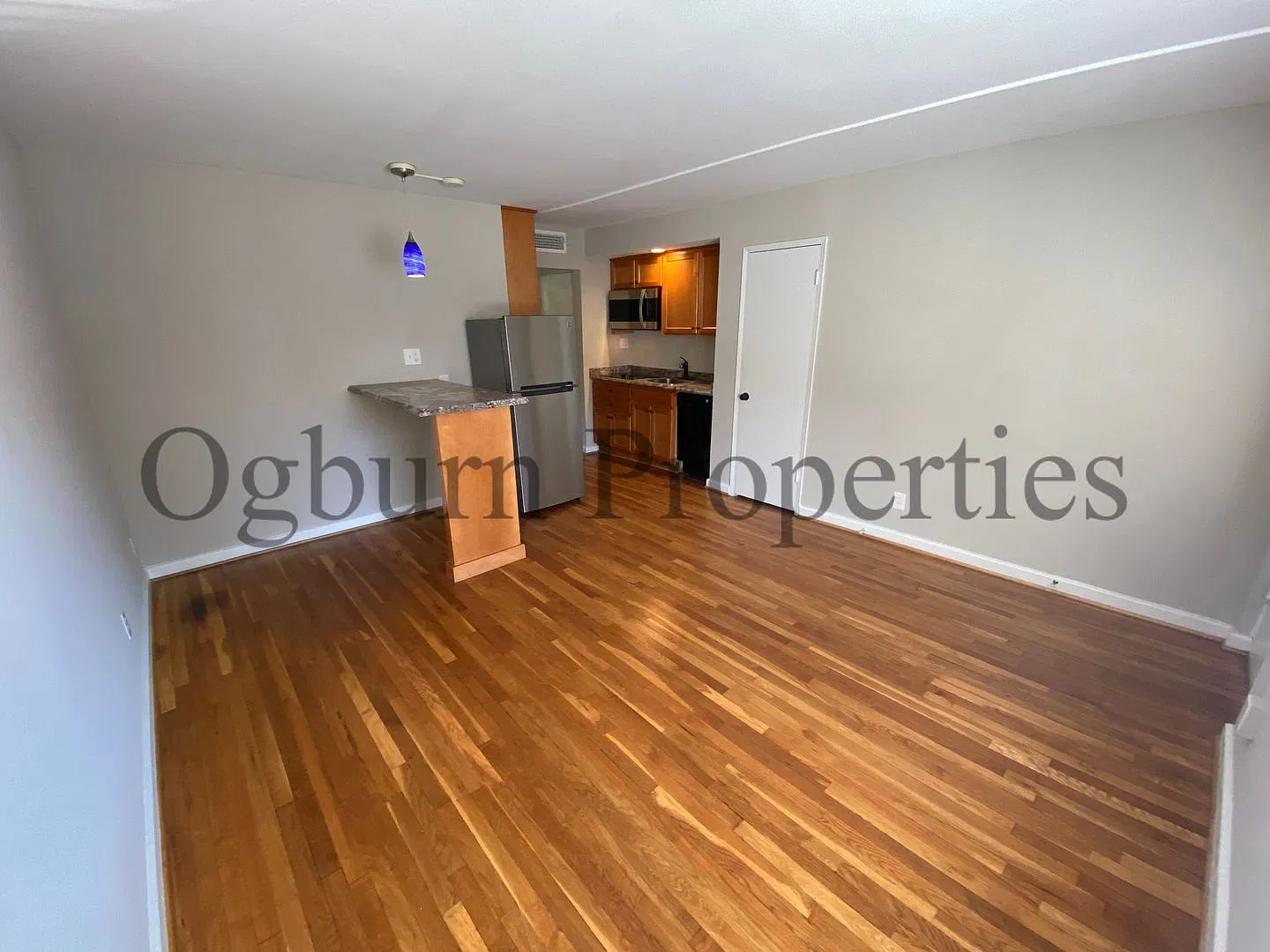803001- MED FOUNDATION APTS — Photo 4