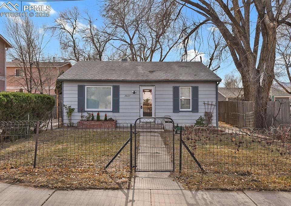 1st image of 2607 E Dale St