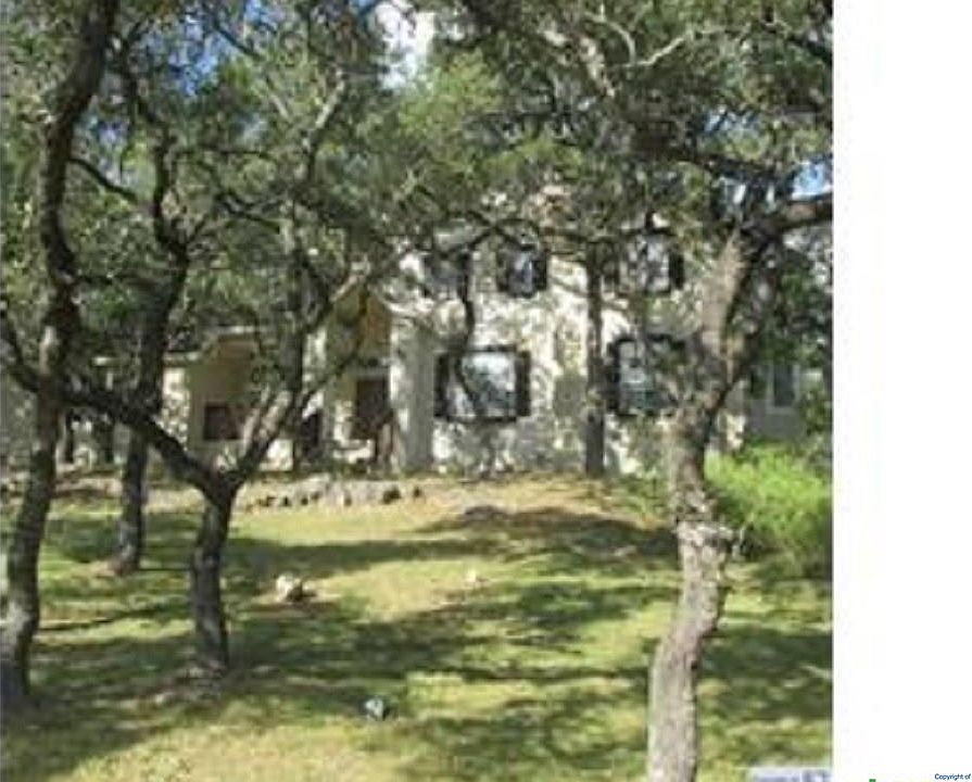 1st image of 111 Cambridge Dr