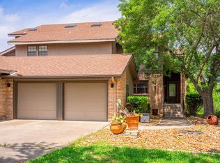 2220 Rock Creek Dr, Kerrville, TX 78028