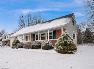 8801 Gatewood Dr, Mentor, OH 44060