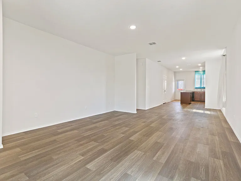 7340 Harvest Bay — Photo 3