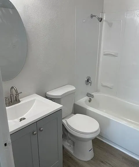 Unit Photo