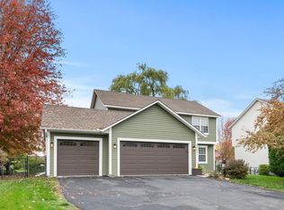 1981 Groveland Way, Shakopee, MN 55379