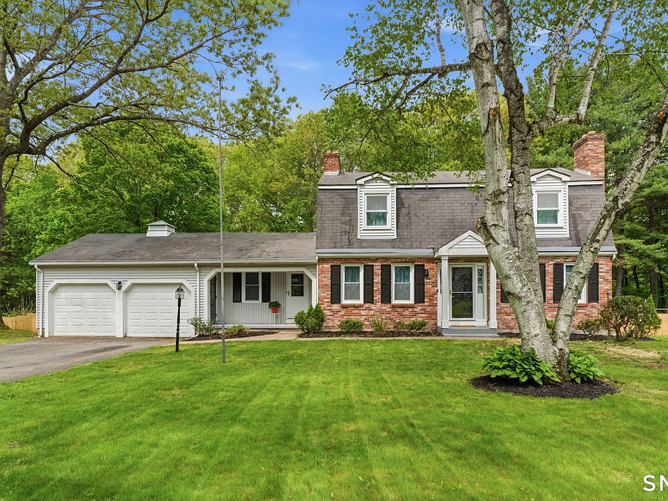 1st image of 35 Hollow Brook Road