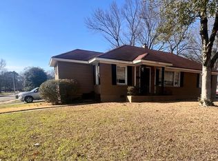 775 Waring Rd, Memphis, TN 38122