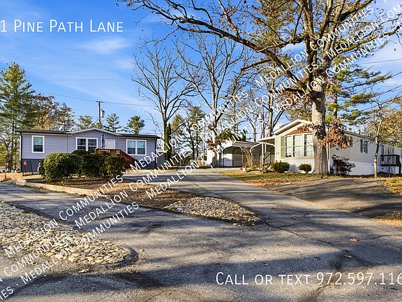 3rd image of 31 Pine Path Ln
