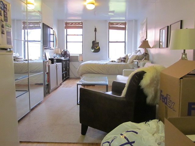 1st image of 232 E 2nd St #B4