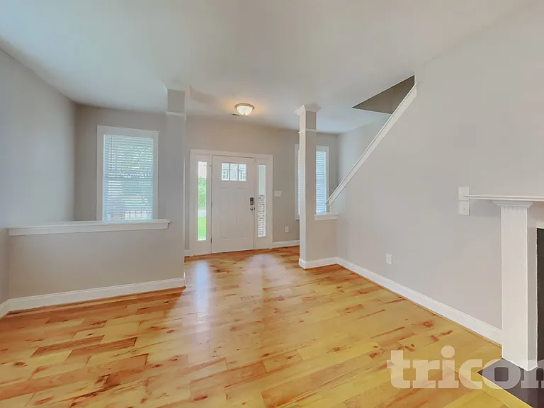 70 Hilldebrant Dr — Photo 2