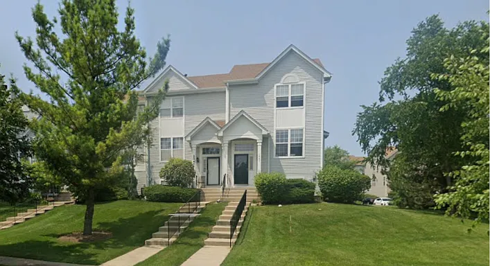 1547 Sauganash Ct — Photo 1