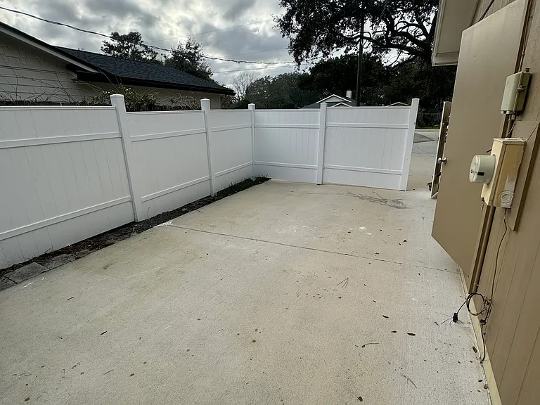 2045 Derringer Rd — Photo 29