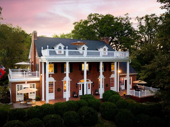 Bristol Tn Luxury Homes For Sale 118 Homes Zillow