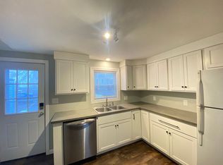 33 W Green St, Somersworth, NH 03878