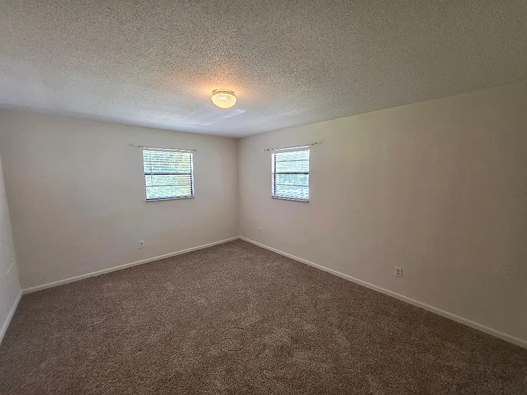 1512 Juniper Dr — Photo 10