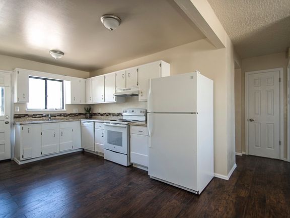 5th image of 9406 W 57th Ave