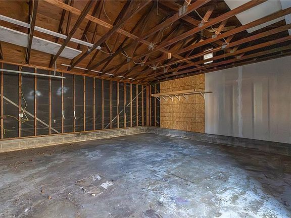 5th image of 5218 Lawndale Dr