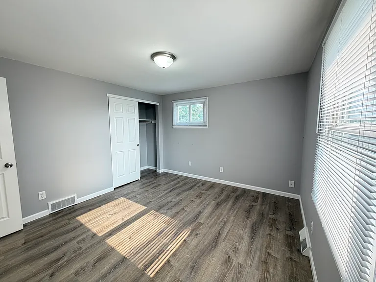 4118 Highview Pkwy — Photo 16