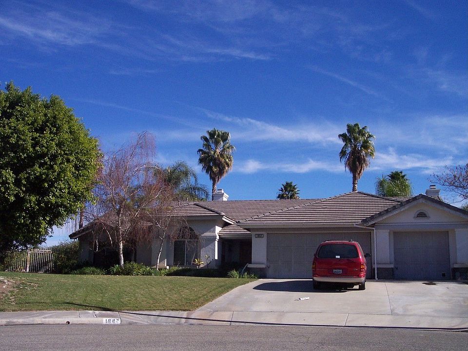 Courtesy of Mary Ann Mallory Park Place Realty