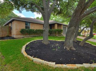 900 Spring Tree St, Round Rock, TX 78681