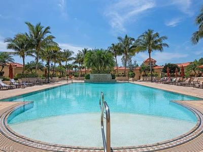 6597 Nicholas Blvd APT 1101, Naples, FL, 34108