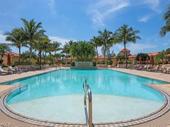 6597 Nicholas Blvd APT 1101, Naples, FL 34108