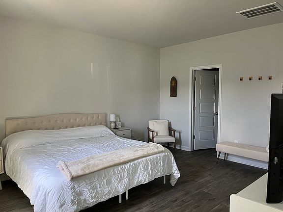4th image of 1017 Tibetan St