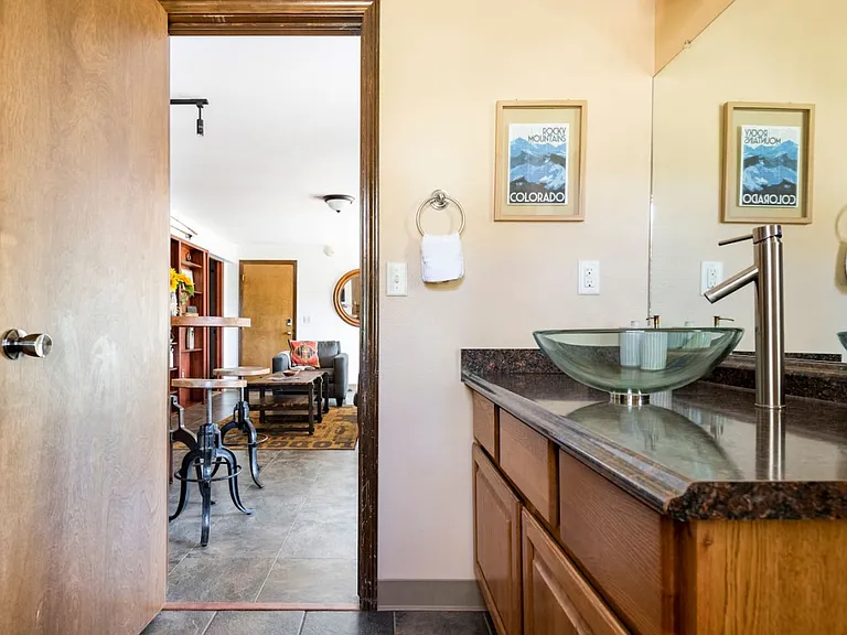 1260 Ponderosa Way #B — Photo 3