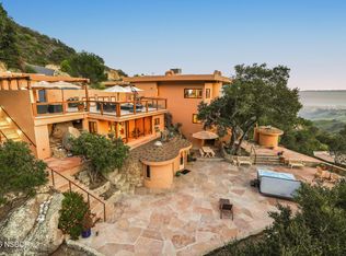 280 W Mountain Dr, Santa Barbara, CA 93103
