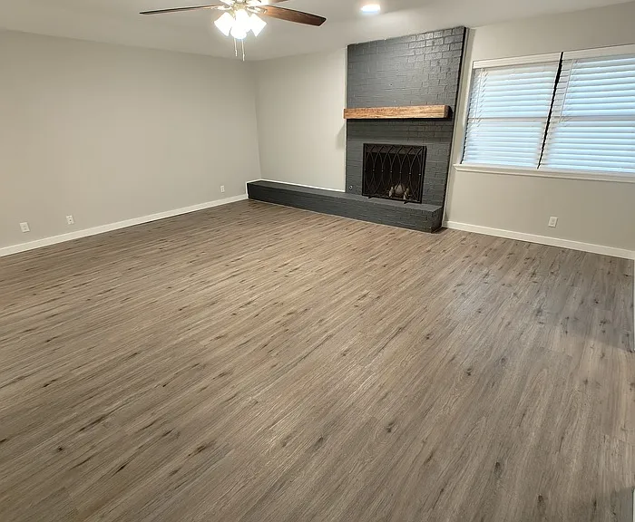 2404 Northtown Ct — Photo 4
