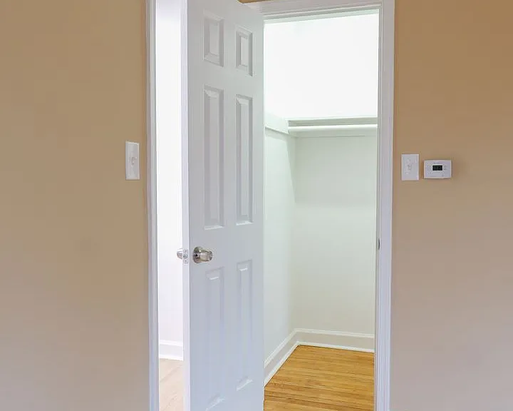 8712 Plymouth St — Photo 5