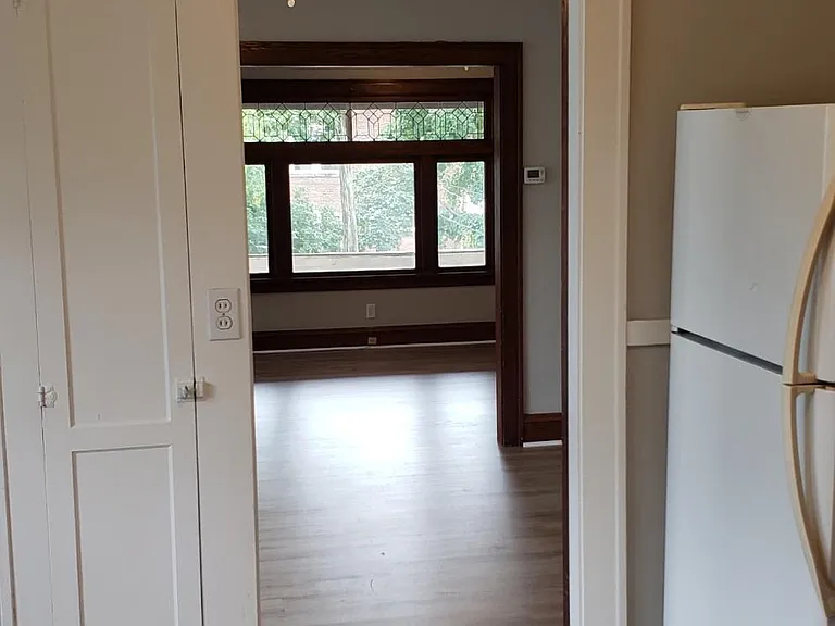 1469 Winton Ave — Photo 11