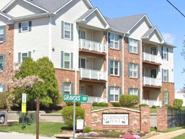 11079 Gravois Rd APT 304, Saint Louis, MO 63126