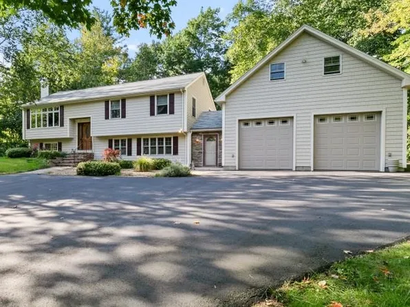 7 Copps Hill Road, Windham, NH 03087