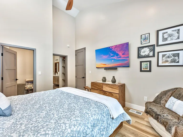 2434 Cold Creek Trl — Photo 19