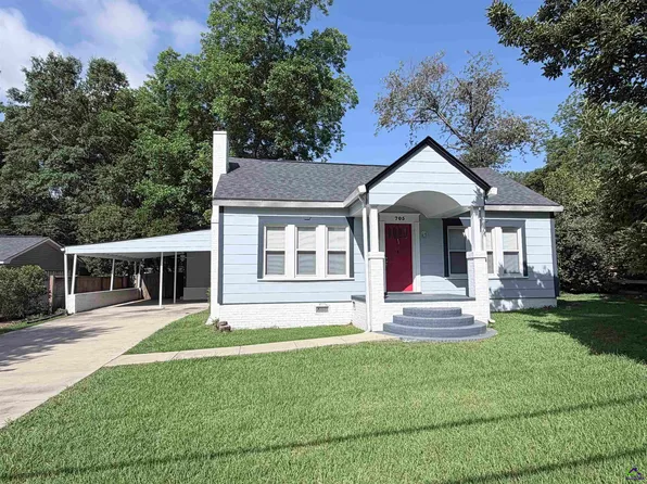 705 Evergreen St, Perry, GA 31069