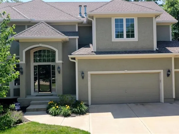 22713 W 44th St, Shawnee, KS 66226