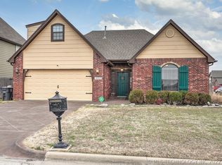 18925 E 49th Pl, Tulsa, OK 74134