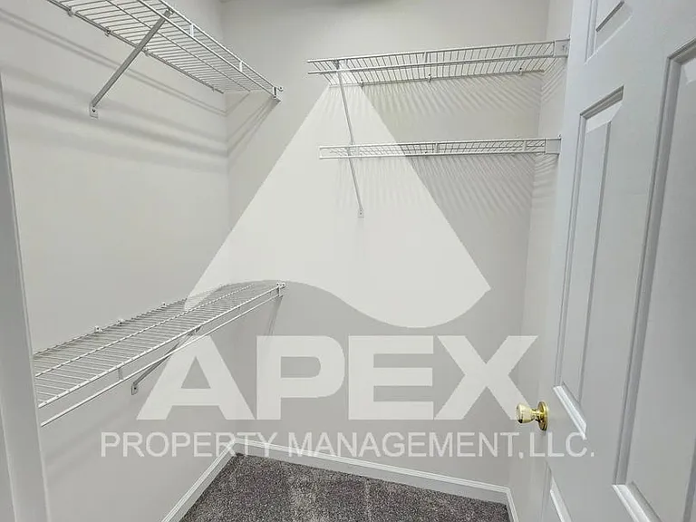 8705 Trapper Ln — Photo 21