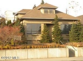 212 N Chelan Ave, Wenatchee, WA 98801