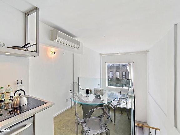 5th image of 542 Saint Marks Ave APT 602