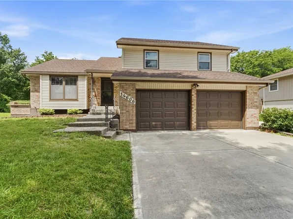 14606 Laquinta Dr, Grandview, MO 64030