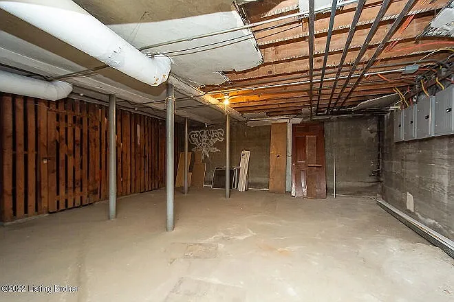 1243 S Brook St #2 — Photo 14