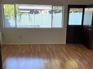 1509 NW 62nd St #5, Seattle, WA 98107