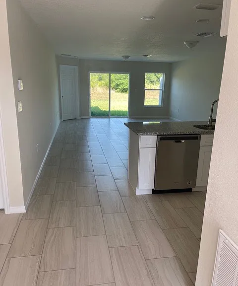 833 Ognon Ct — Photo 3
