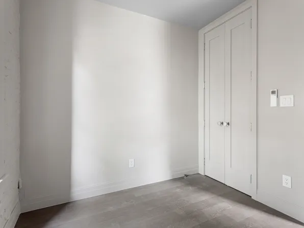 241 West 13th Street image 3 of 5