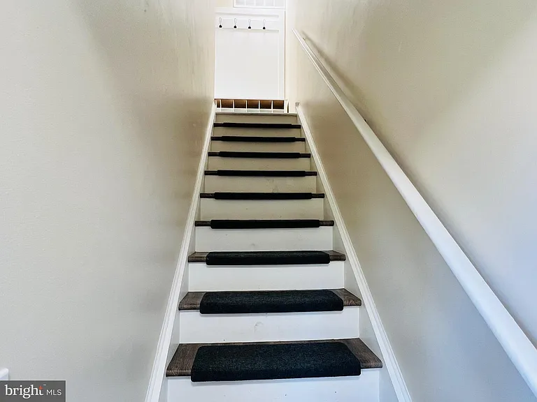 31 Belle Aire Ave — Photo 2