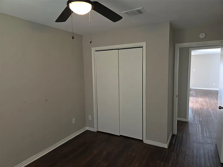 6303 Gladewell Dr — Photo 20