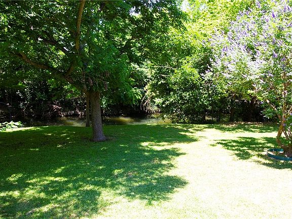 5th image of 502 Meadow Creek Dr