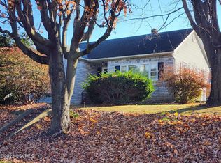 276 Park Dr, Sunbury, PA 17801