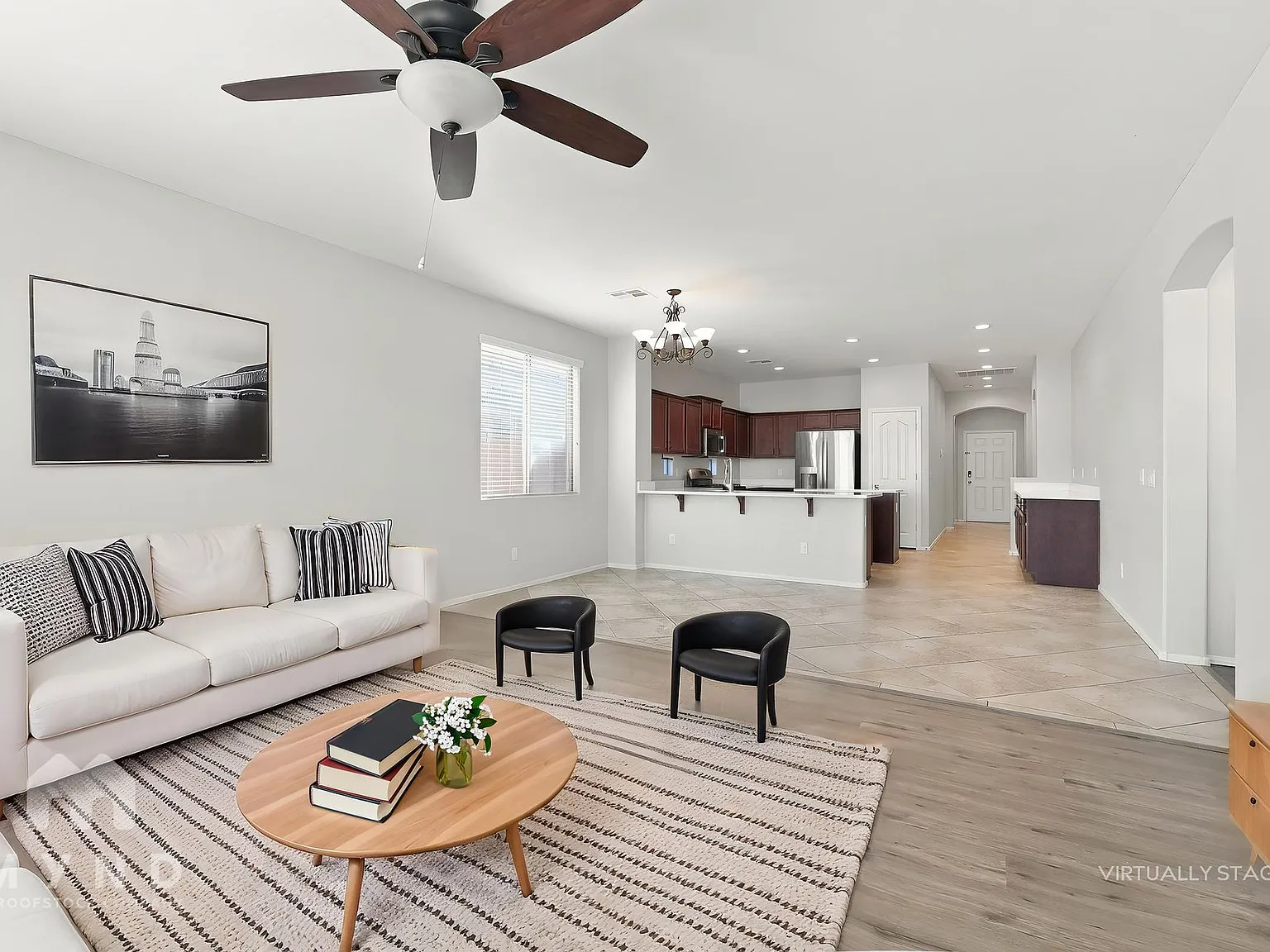 3 bed, 2.0 bath, 1717 sqft, $1,649 — Photo 4